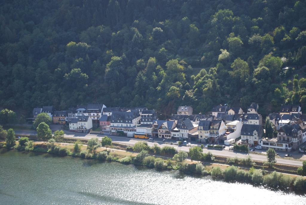 Ferienwohnung In der Kehr Briedel Exterior foto